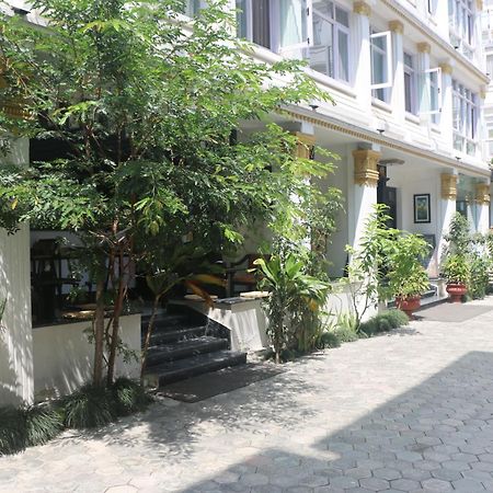 Durbar Hotel & Residence Kathmandu Esterno foto