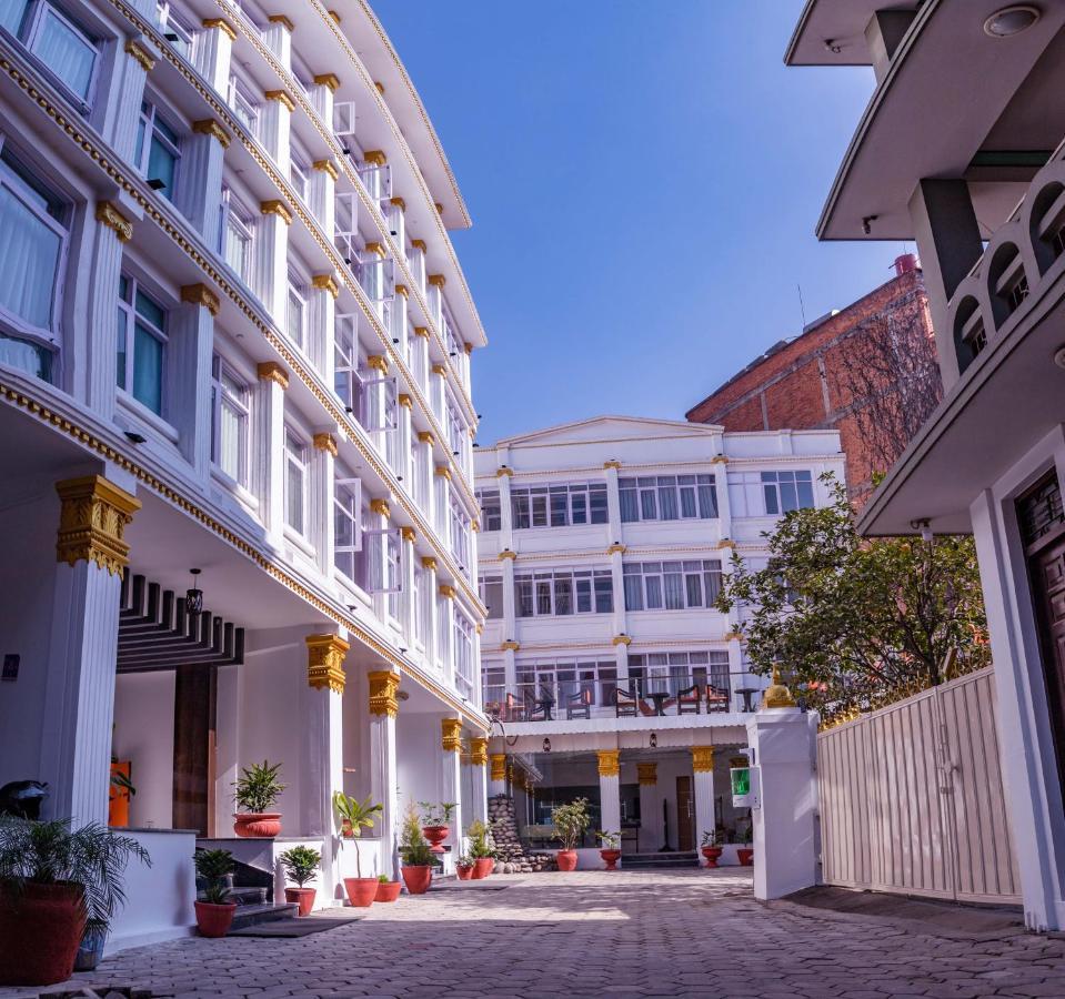 Durbar Hotel & Residence Kathmandu Esterno foto