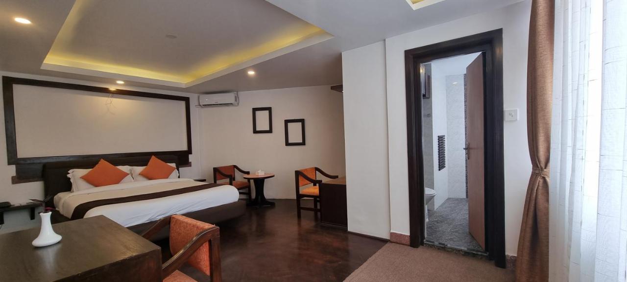 Durbar Hotel & Residence Kathmandu Esterno foto