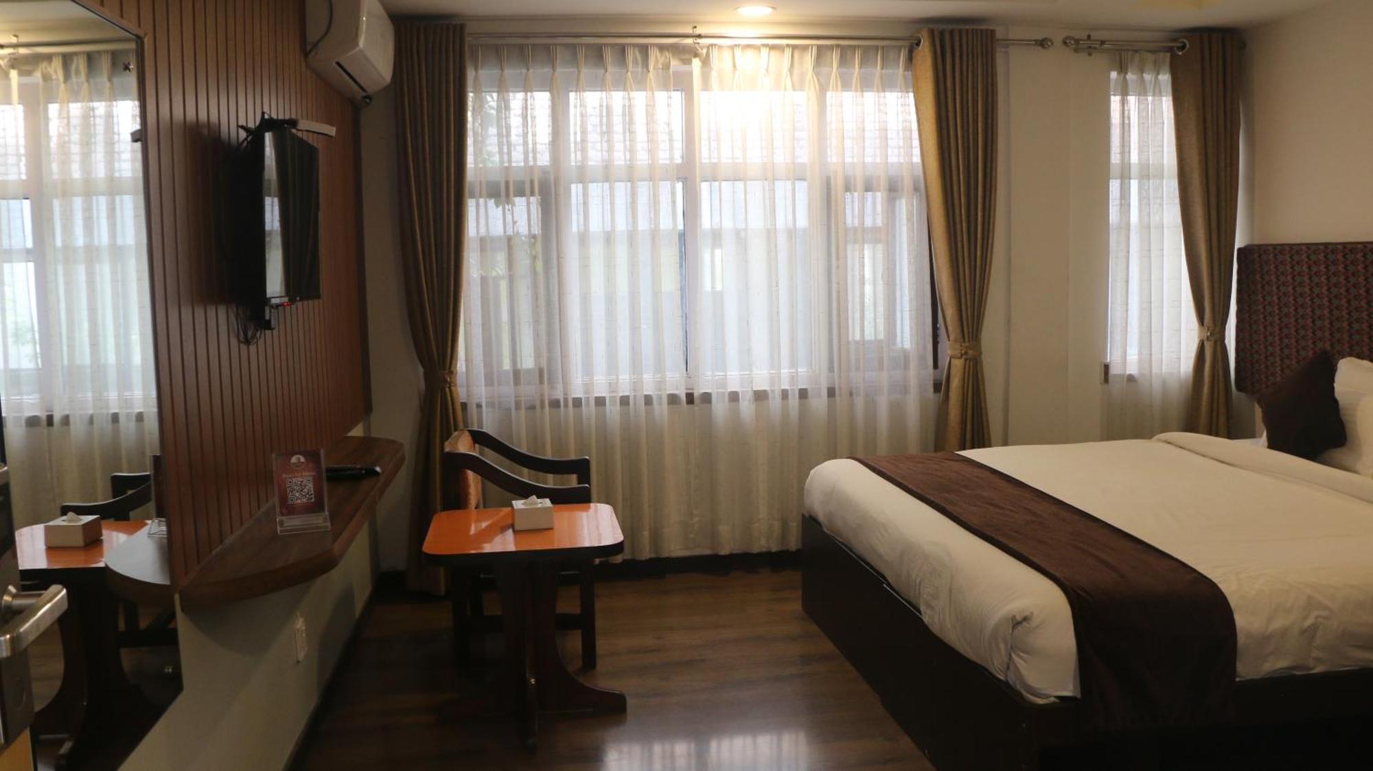 Durbar Hotel & Residence Kathmandu Esterno foto